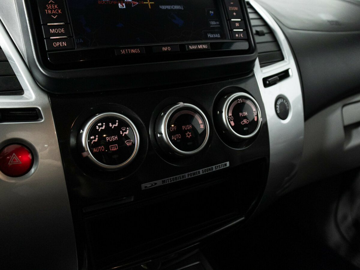 Купить Mitsubishi Pajero Sport, 2013, 230 570 км.. Фото: #13