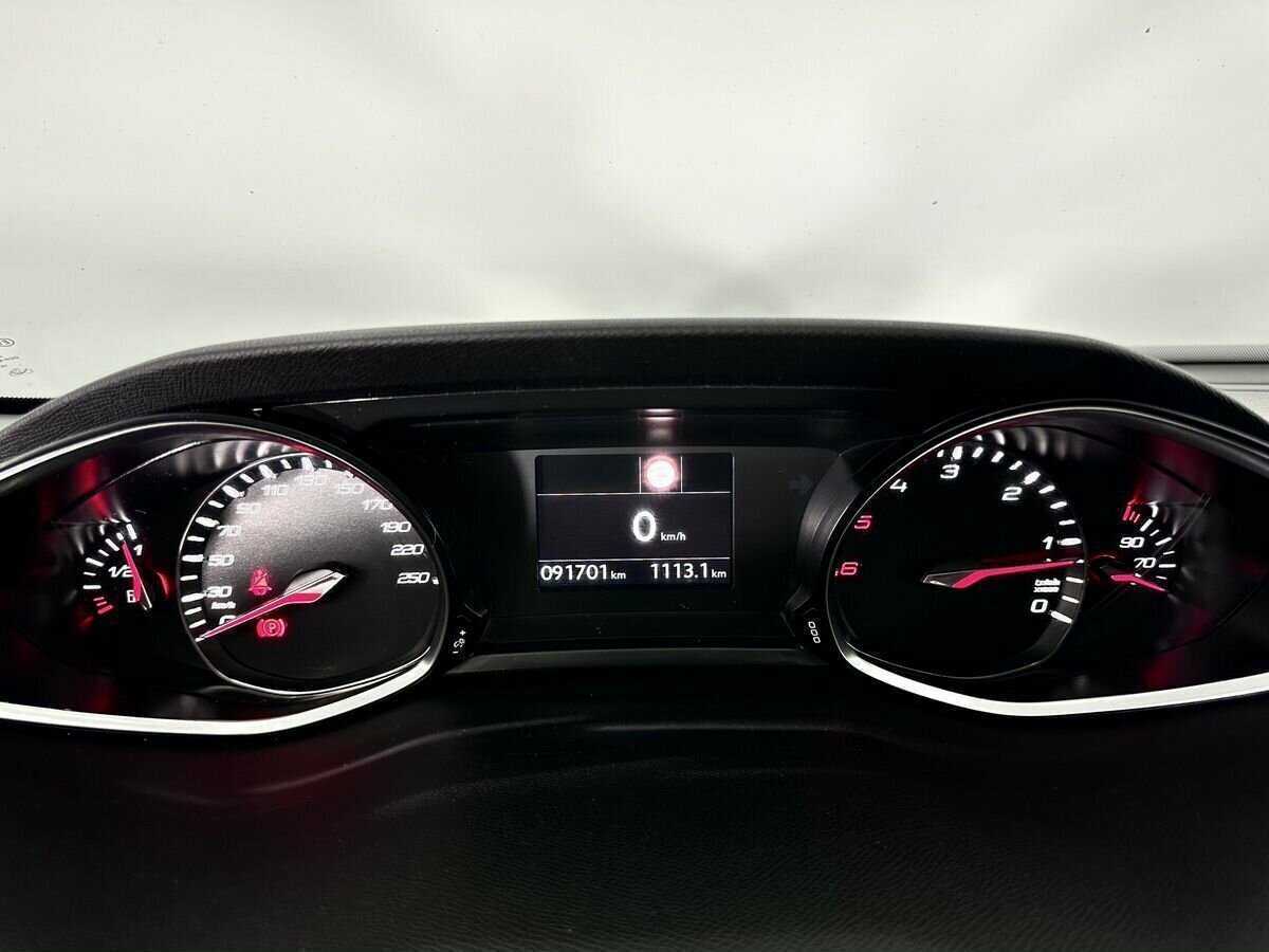 Купить Peugeot 308, 2018, 91 697 км.. Фото: #9
