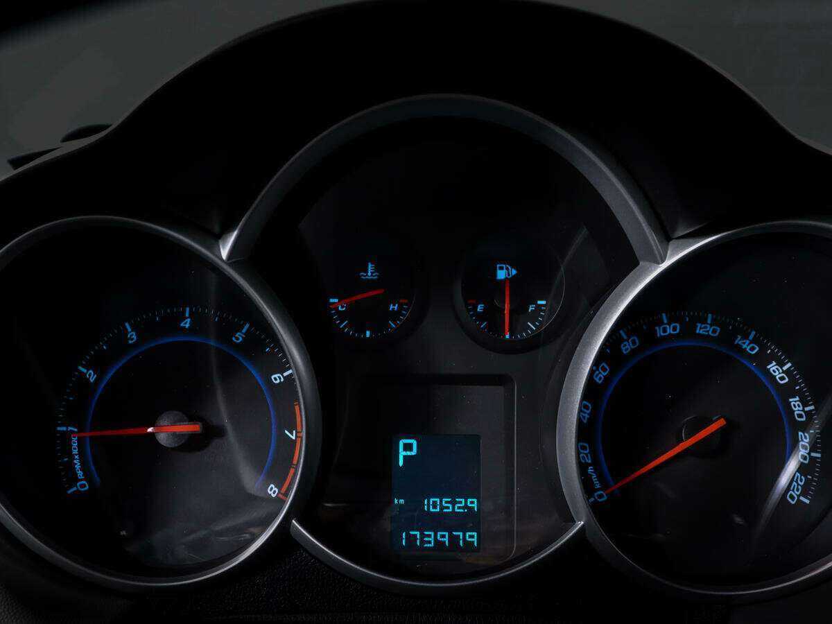 Купить Chevrolet Cruze, 2012, 173 978 км.. Фото: #10