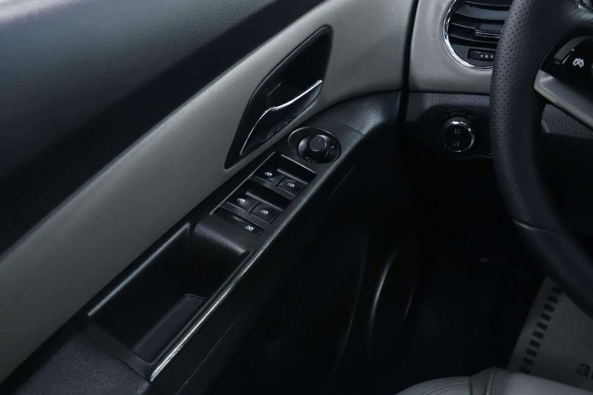 Купить Chevrolet Cruze, 2015, 74 500 км.. Фото: #9