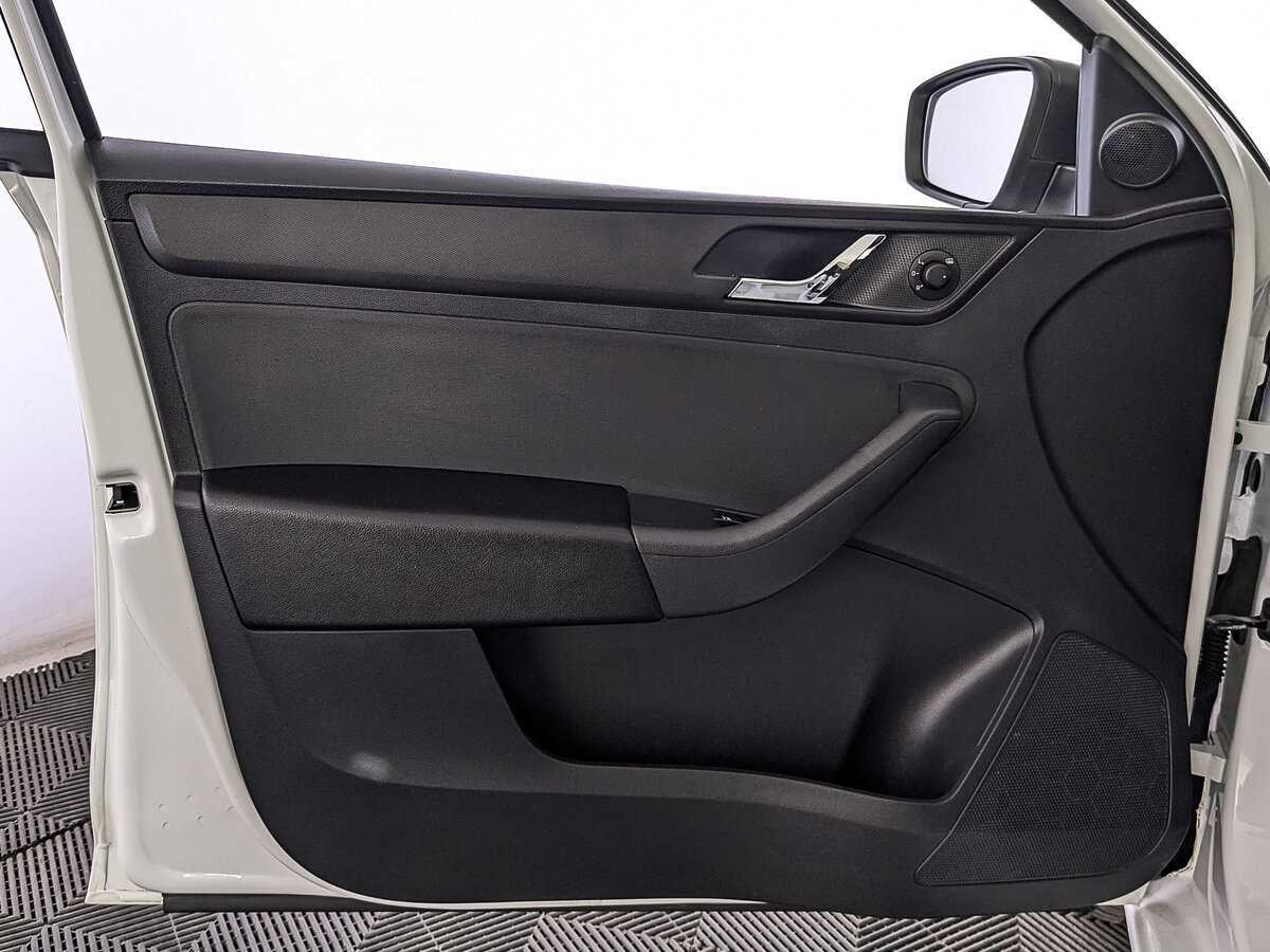 Купить Skoda Rapid, 2017, 158 754 км.. Фото: #17