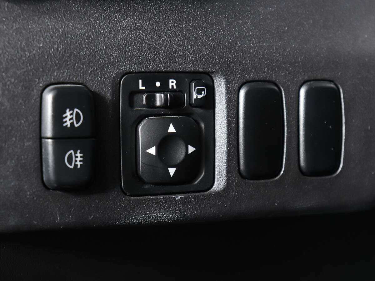 Купить Mitsubishi Pajero, 2012, 177 976 км.. Фото: #14