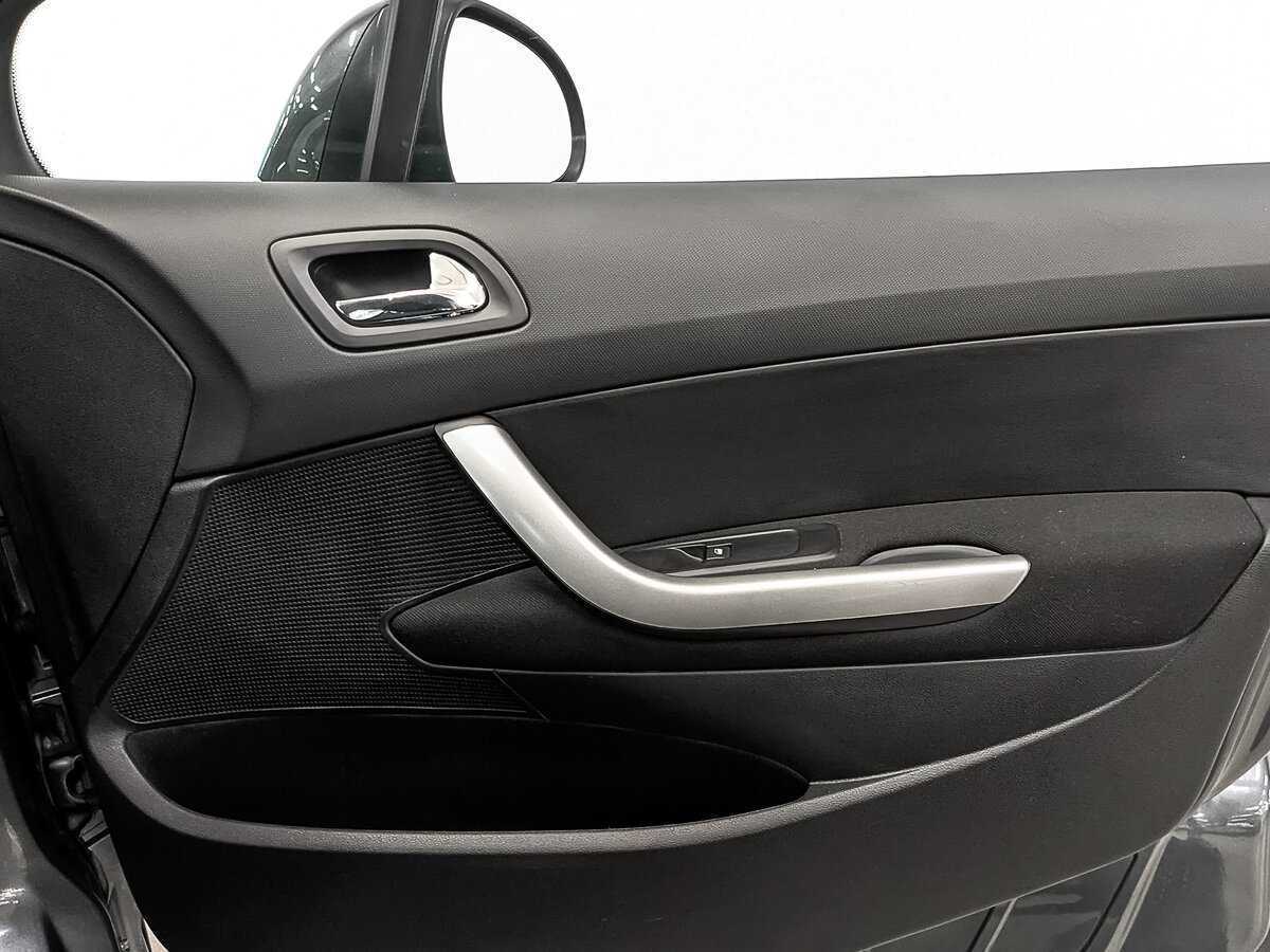 Купить Peugeot 308, 2012, 43 468 км.. Фото: #21