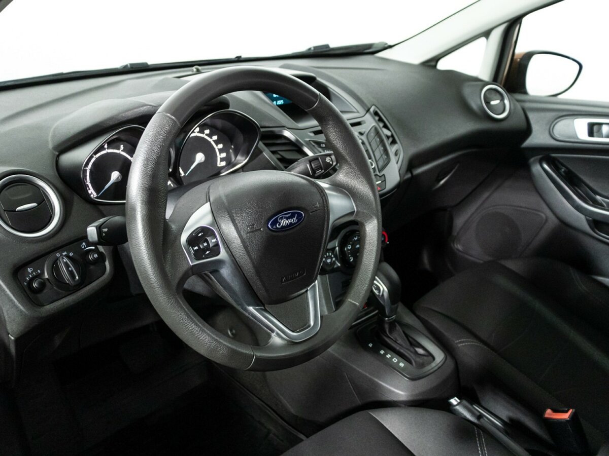 Купить Ford Fiesta, 2016, 75 842 км.. Фото: #10