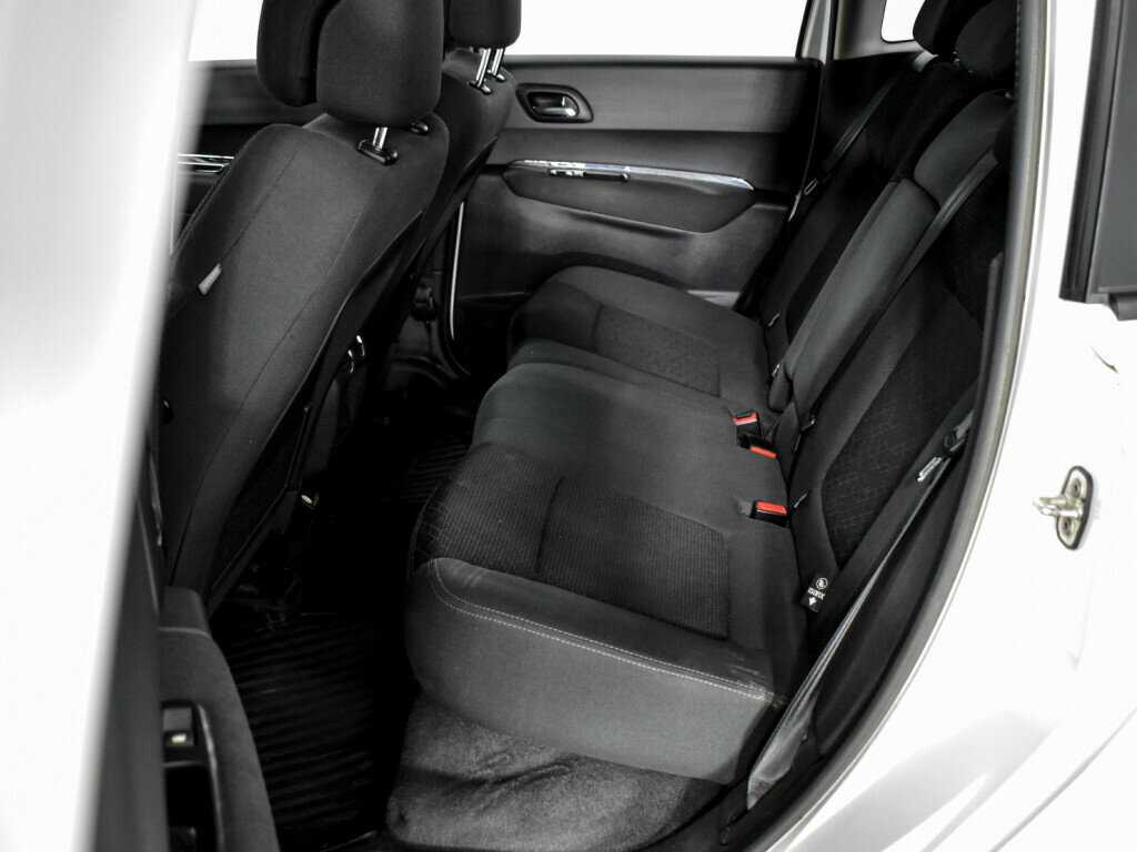 Купить Peugeot 3008, 2014, 143 267 км.. Фото: #9