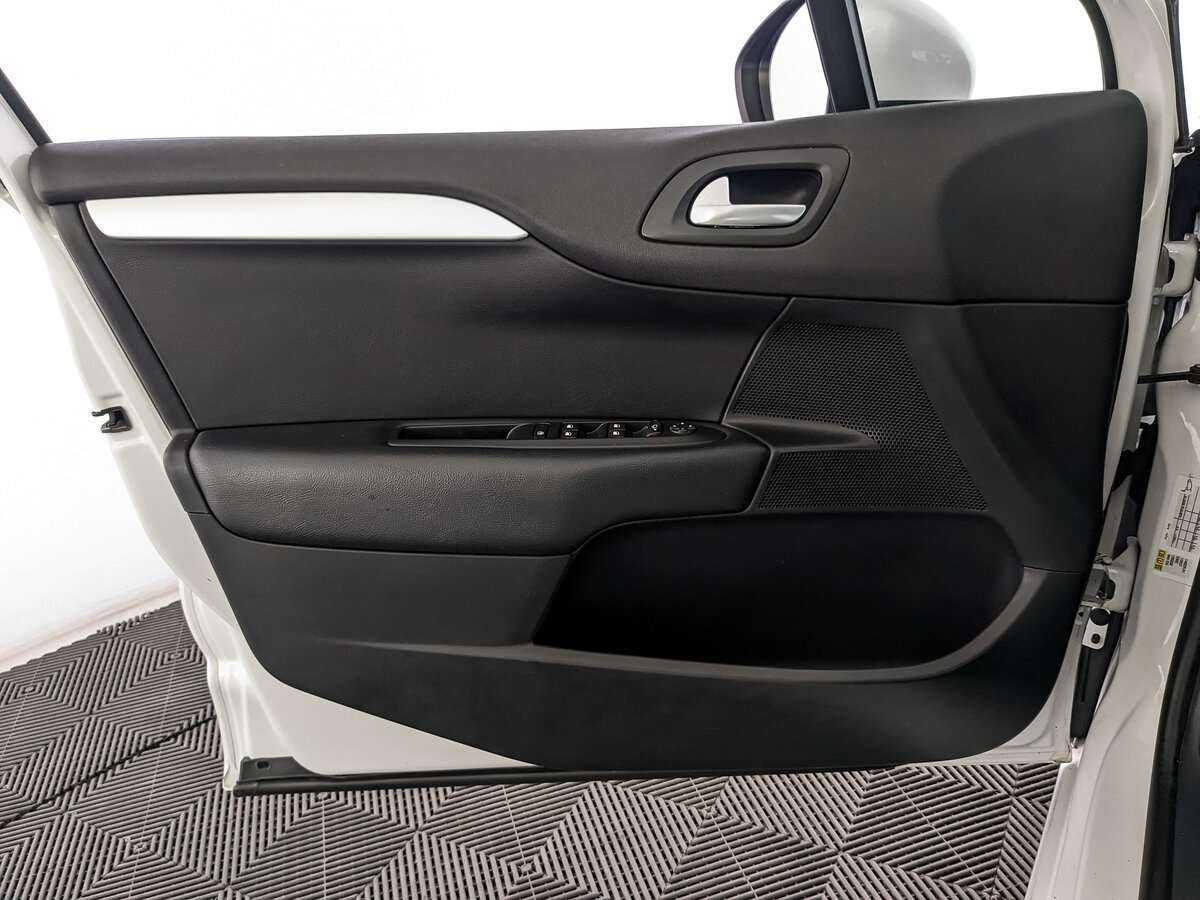 Купить Citroen C4, 2016, 117 724 км.. Фото: #16