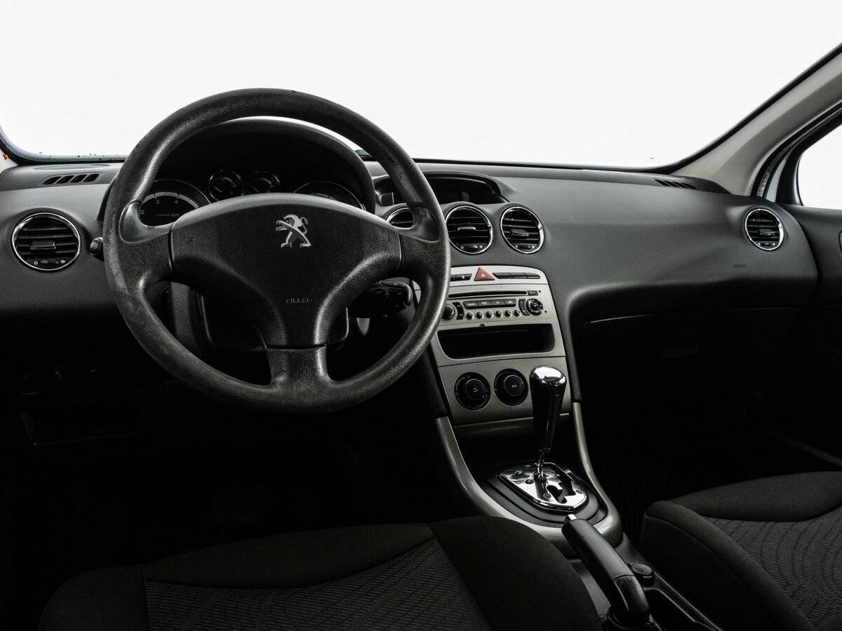 Купить Peugeot 308, 2012, 131 351 км.. Фото: #8