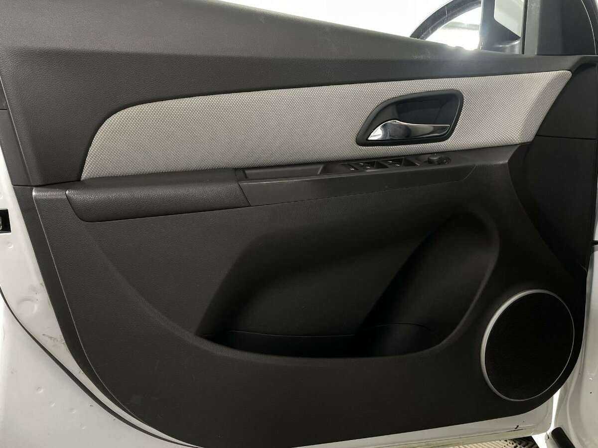 Купить Chevrolet Cruze, 2012, 143 900 км.. Фото: #6
