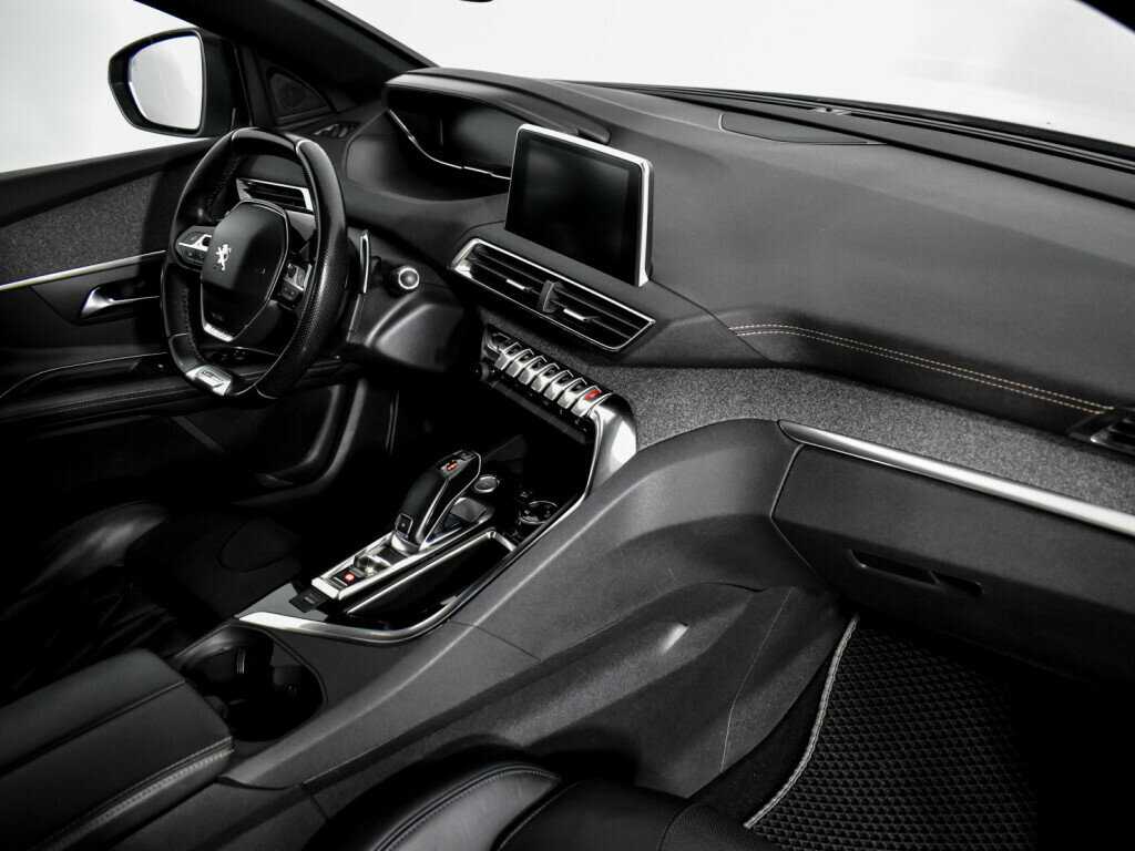 Купить Peugeot 3008, 2018, 145 651 км.. Фото: #9