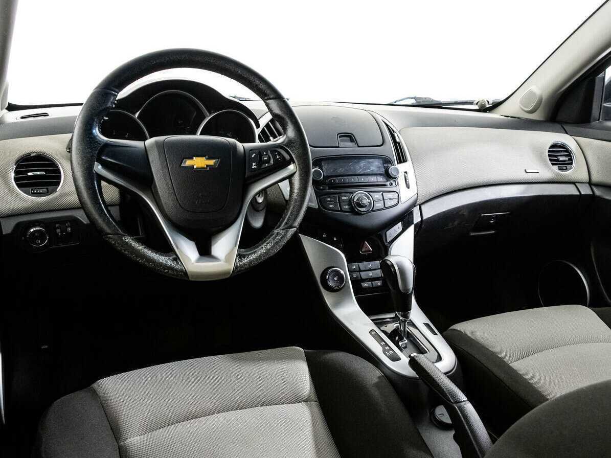 Купить Chevrolet Cruze, 2015, 137 804 км.. Фото: #8