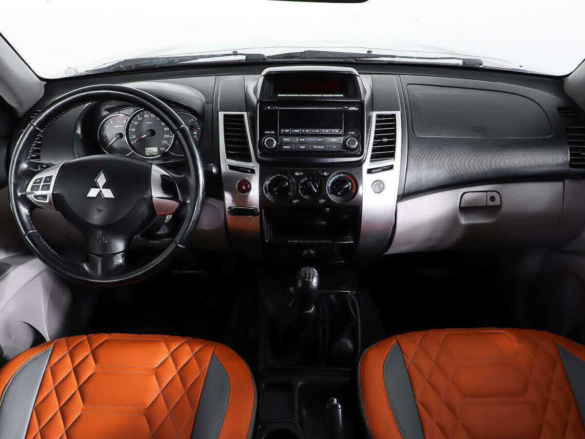 Купить Mitsubishi Pajero Sport, 2014, 366 244 км.. Фото: #12