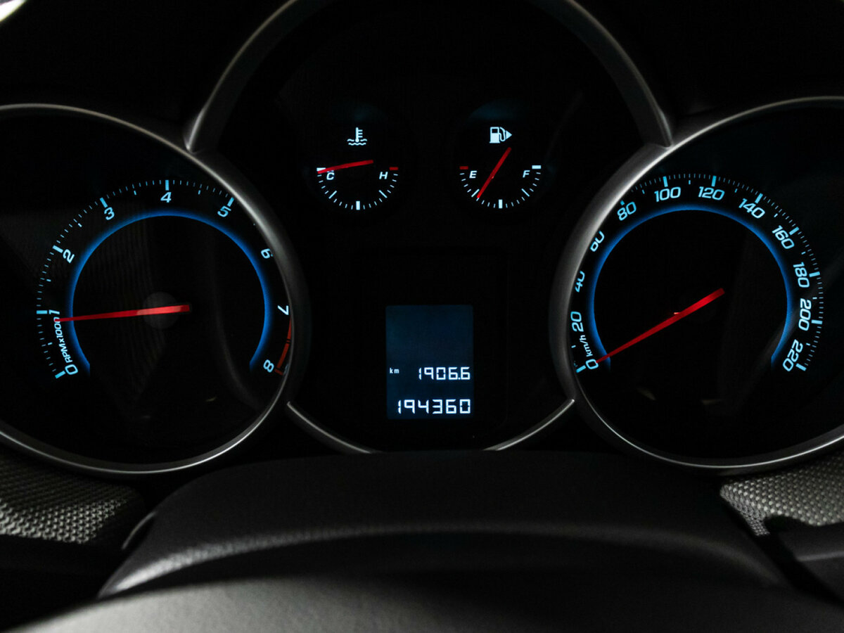 Купить Chevrolet Cruze, 2012, 194 357 км.. Фото: #11