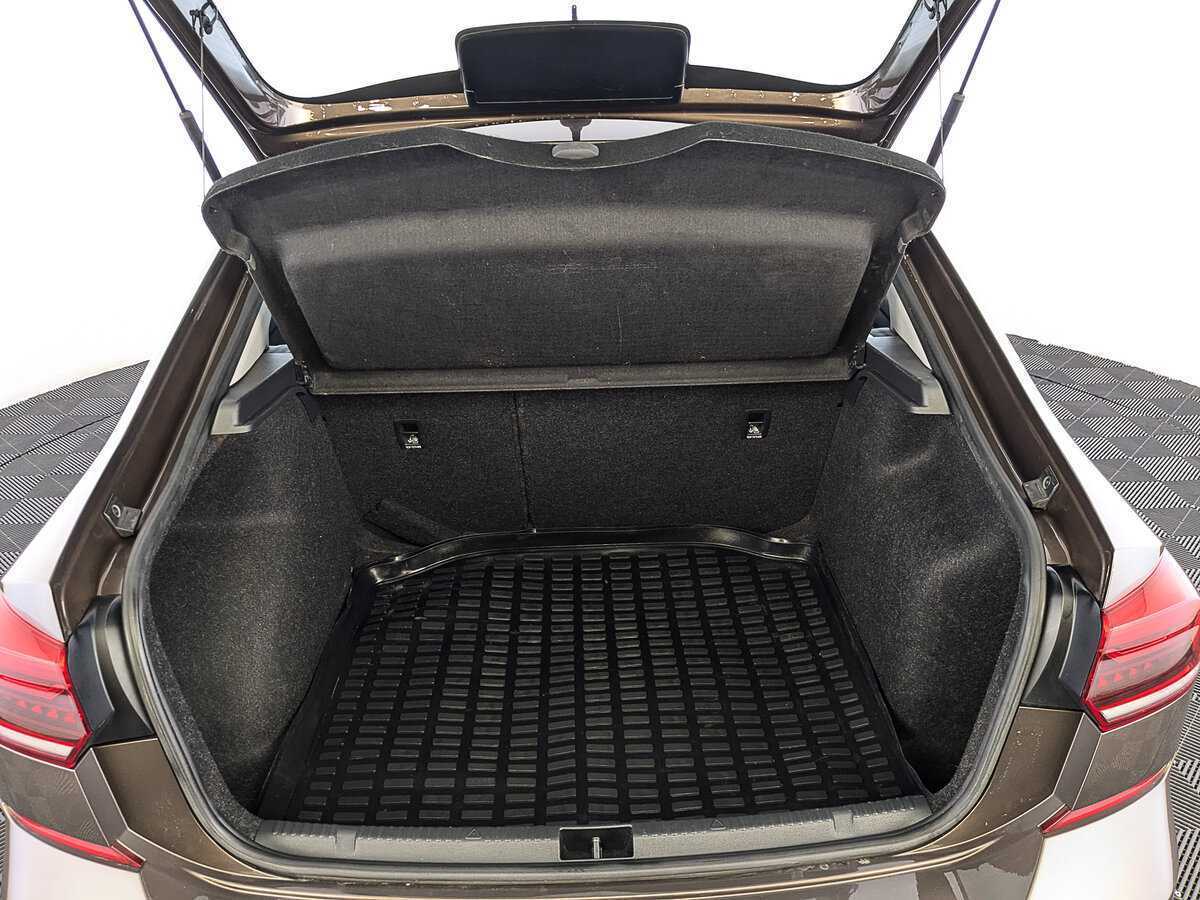 Купить Volkswagen Polo, 2020, 83 403 км.. Фото: #9