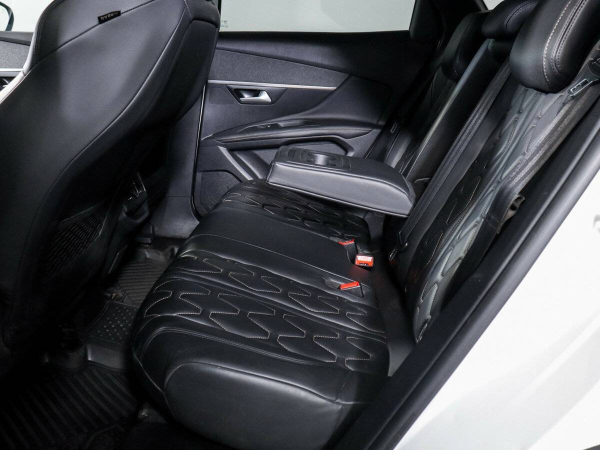 Купить Peugeot 3008, 2017, 192 787 км.. Фото: #6