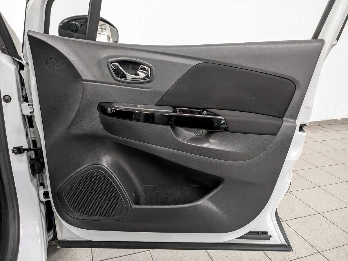 Купить Renault Kaptur, 2017, 181 705 км.. Фото: #23