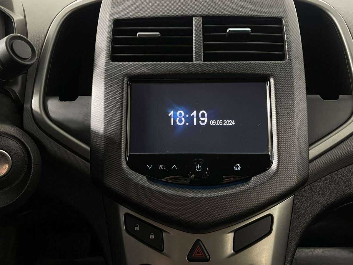 Купить Chevrolet Aveo, 2015, 103 623 км.. Фото: #9