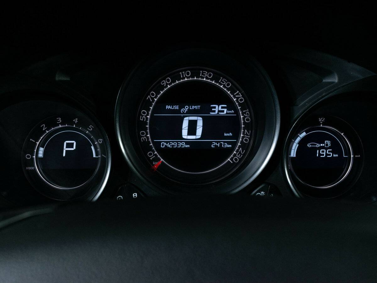 Купить Citroen C4, 2013, 42 936 км.. Фото: #10