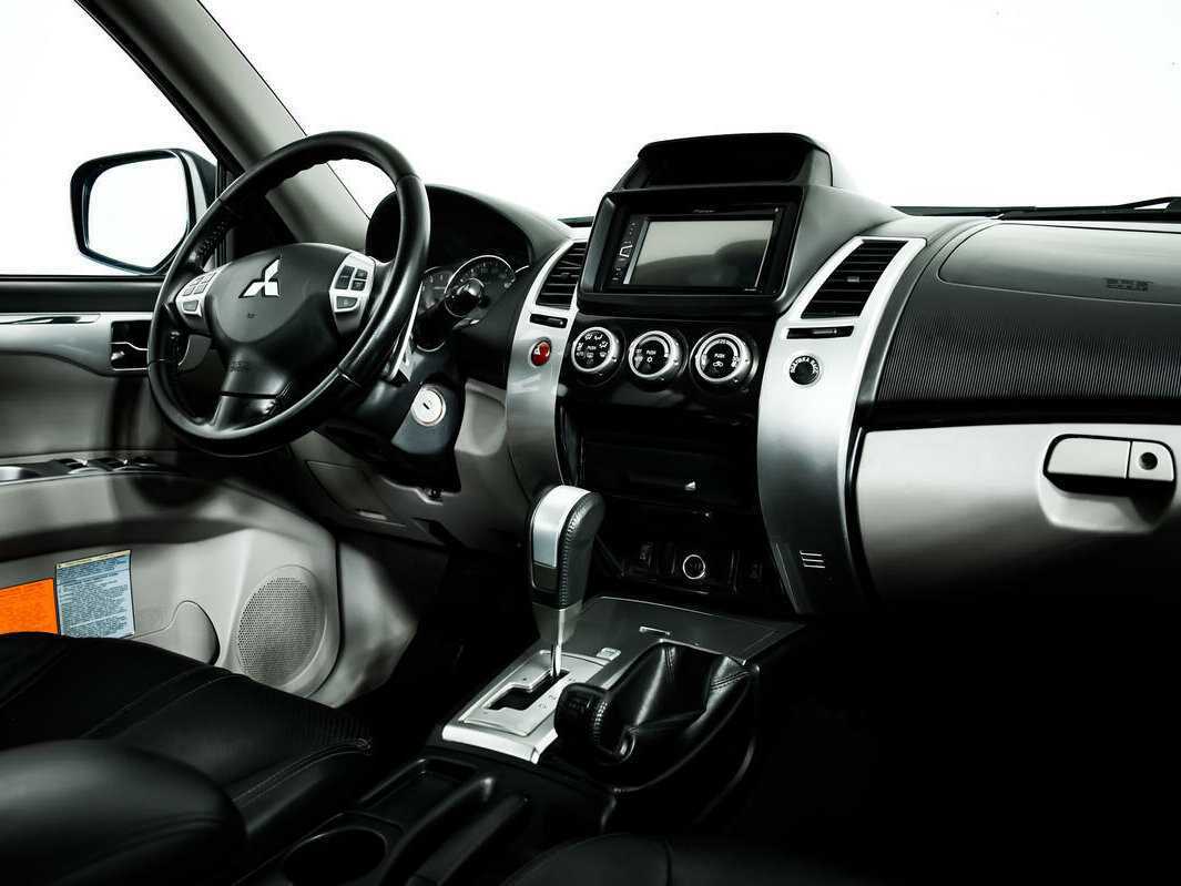 Купить Mitsubishi Pajero Sport, 2014, 202 604 км.. Фото: #8