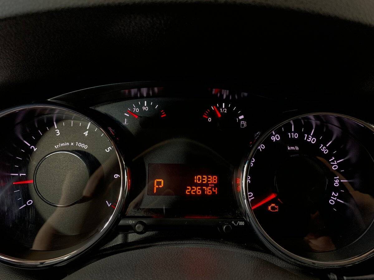 Купить Peugeot 3008, 2014, 226 762 км.. Фото: #11