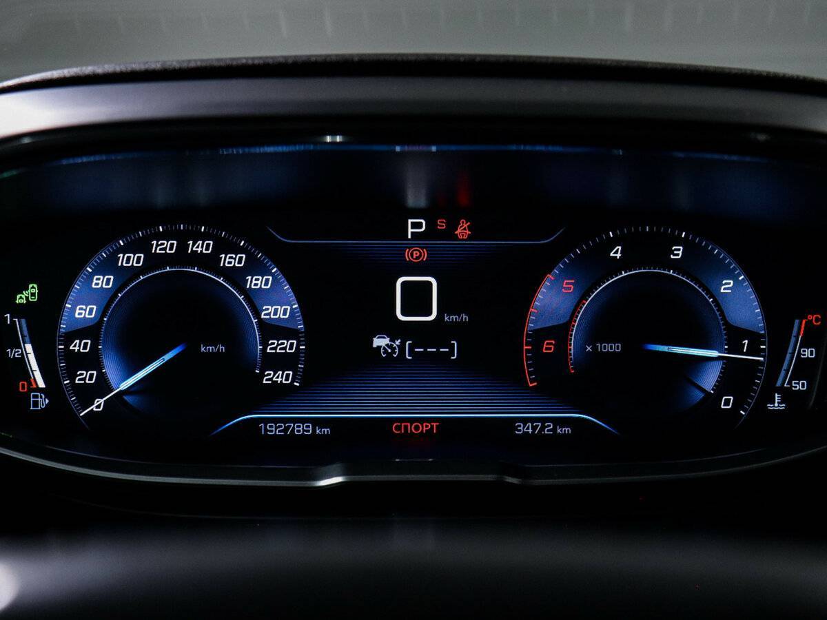 Купить Peugeot 3008, 2017, 192 787 км.. Фото: #7