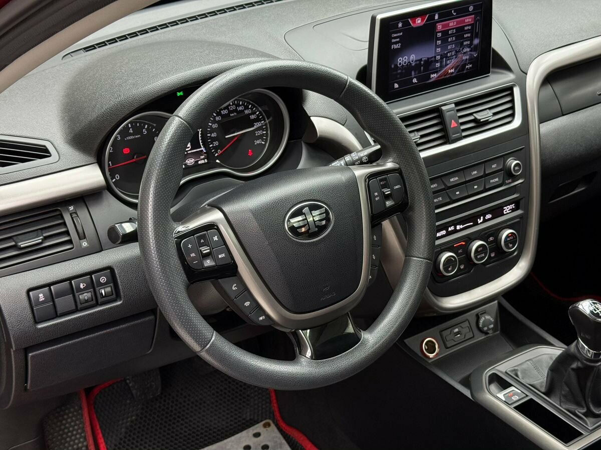 Купить FAW Besturn X80, 2018, 83 365 км.. Фото: #9