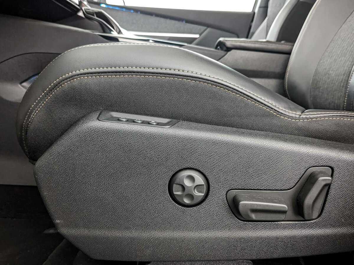 Купить Peugeot 3008, 2018, 187 811 км.. Фото: #19