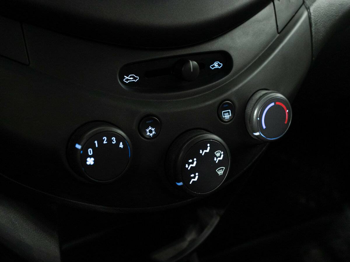 Купить Chevrolet Spark, 2012, 221 866 км.. Фото: #13