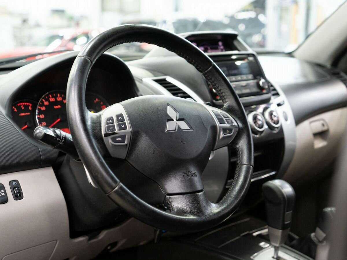 Купить Mitsubishi Pajero Sport, 2014, 235 817 км.. Фото: #4