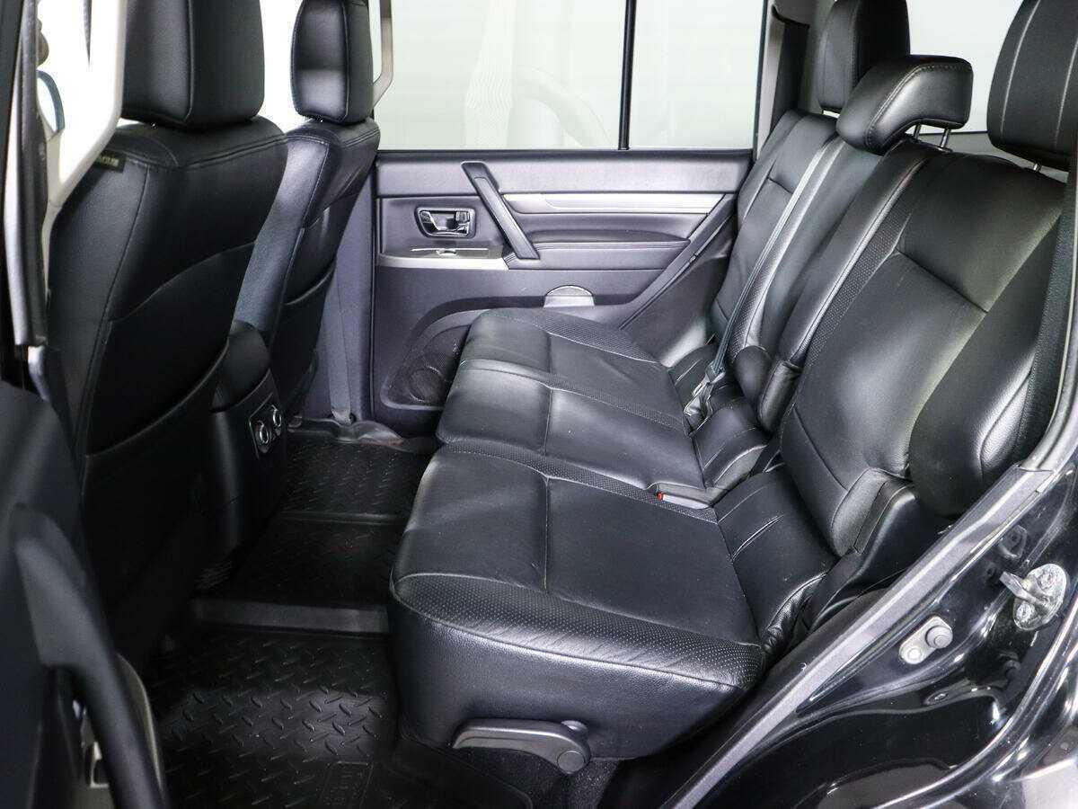 Купить Mitsubishi Pajero, 2012, 191 617 км.. Фото: #7