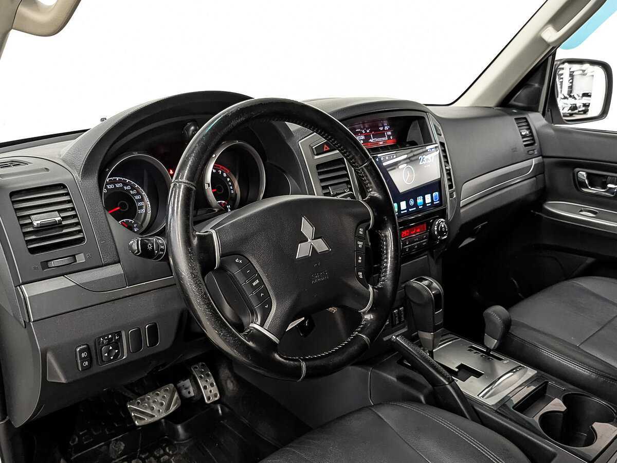 Купить Mitsubishi Pajero, 2015, 235 560 км.. Фото: #14