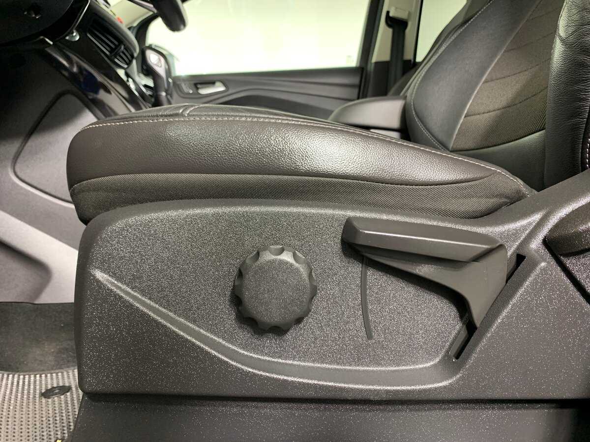 Купить Ford Kuga, 2016, 128 520 км.. Фото: #16