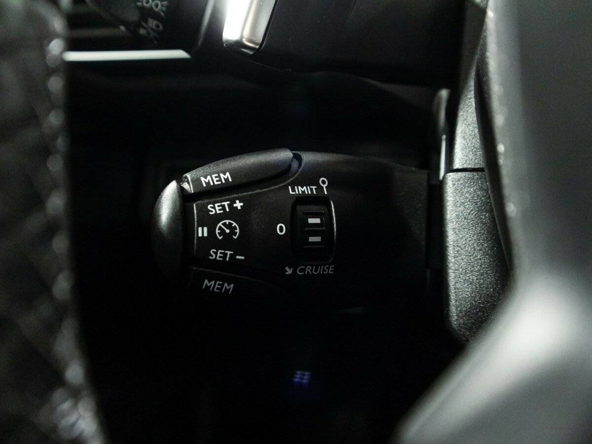 Купить Peugeot 3008, 2017, 101 108 км.. Фото: #21