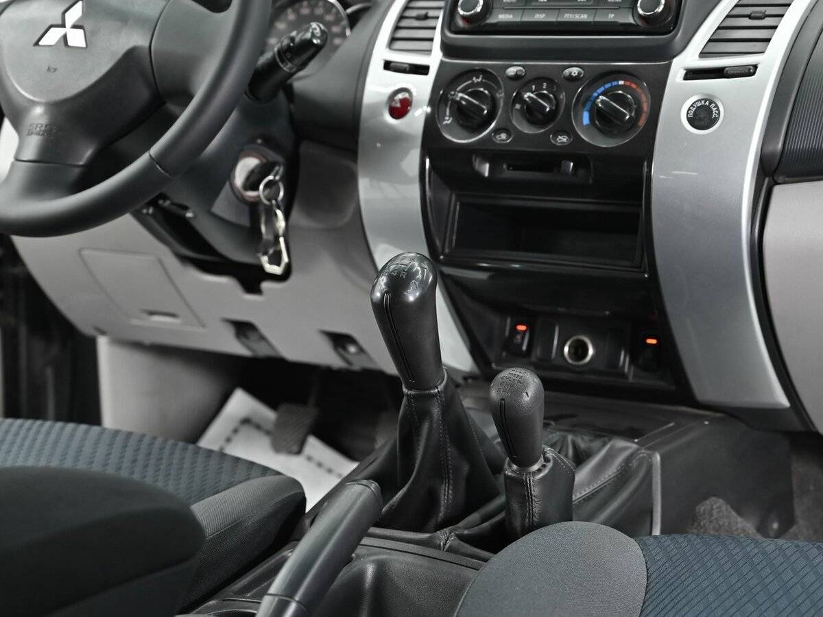 Купить Mitsubishi Pajero Sport, 2014, 174 500 км.. Фото: #10