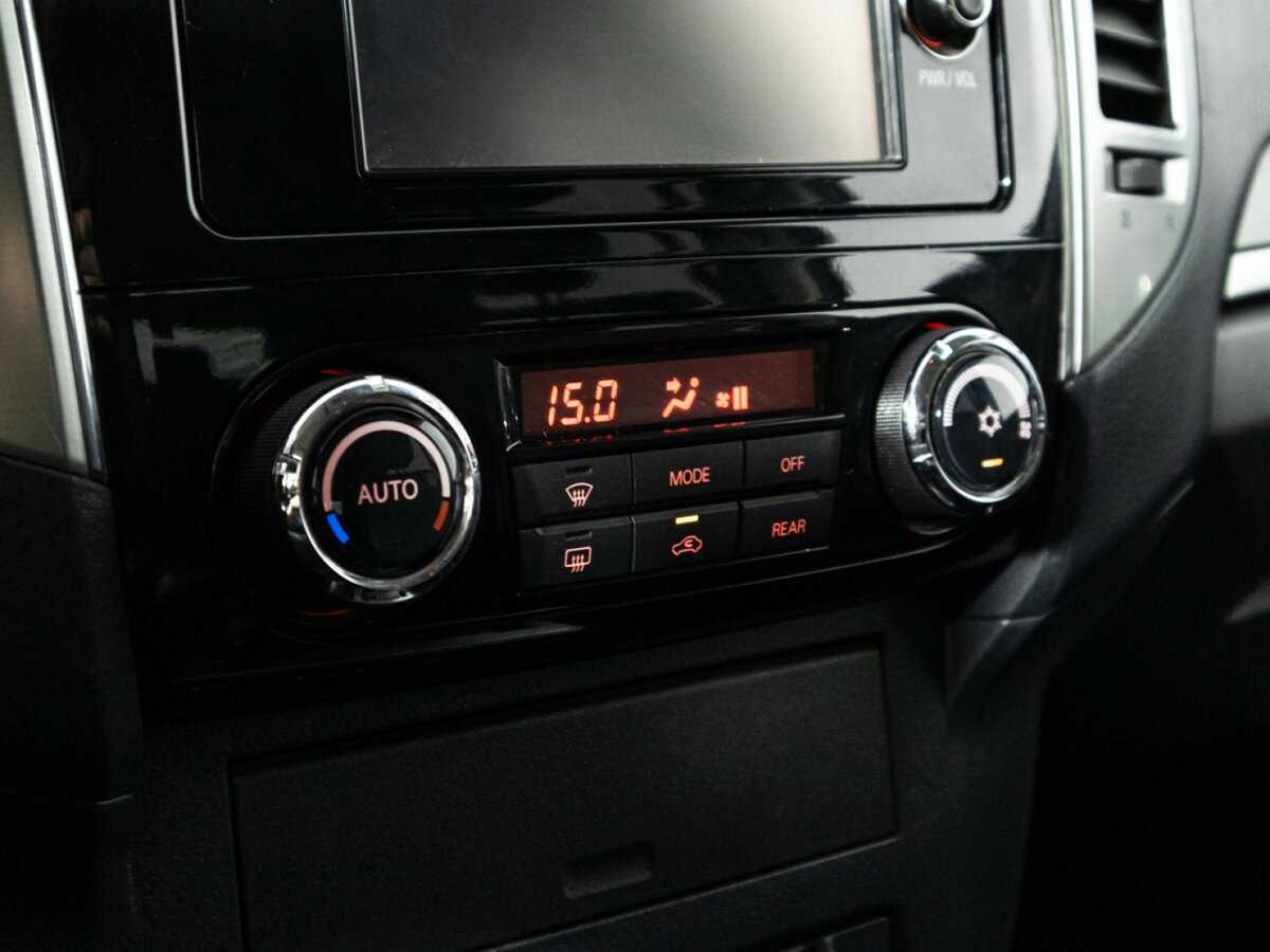 Купить Mitsubishi Pajero, 2015, 136 492 км.. Фото: #14