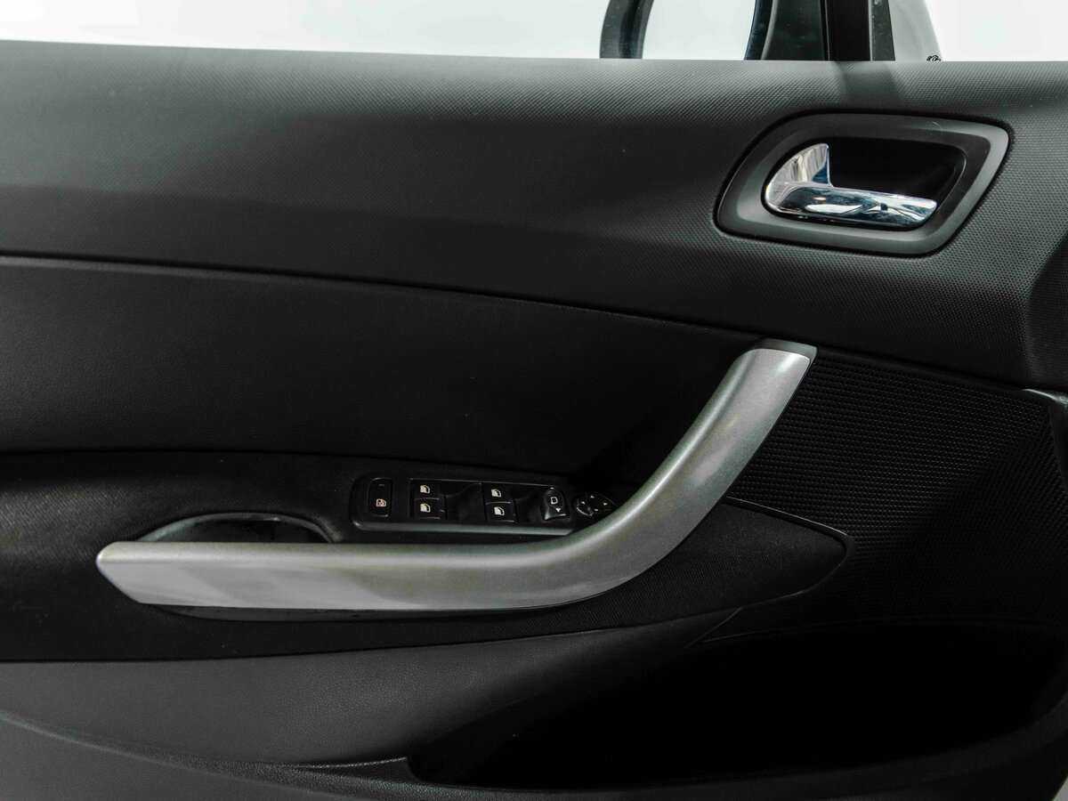 Купить Peugeot 408, 2012, 182 095 км.. Фото: #10