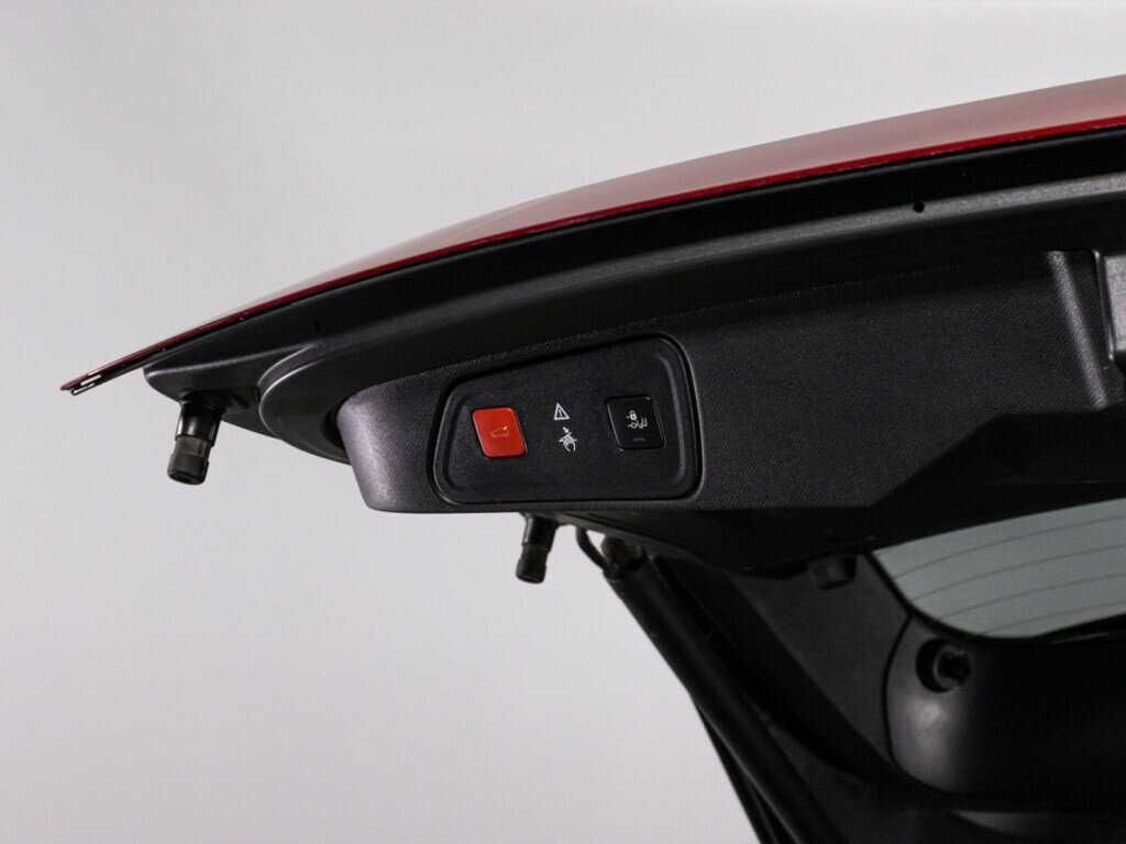 Купить Peugeot 3008, 2017, 86 853 км.. Фото: #14