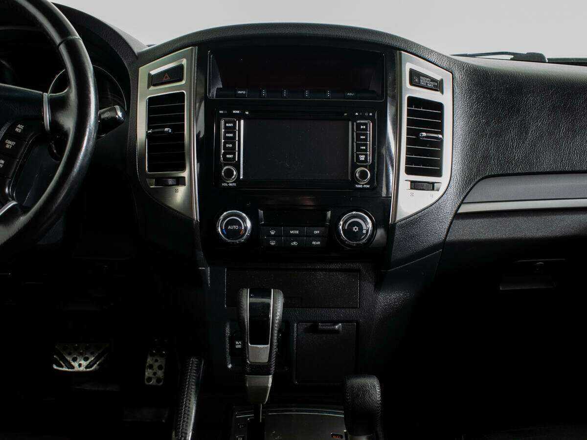 Купить Mitsubishi Pajero, 2015, 244 530 км.. Фото: #7