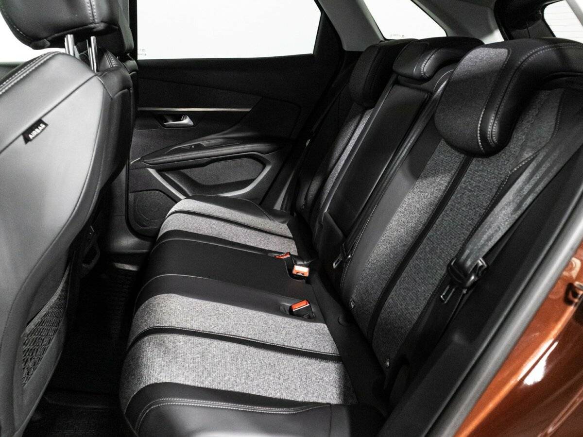 Купить Peugeot 3008, 2017, 101 108 км.. Фото: #9