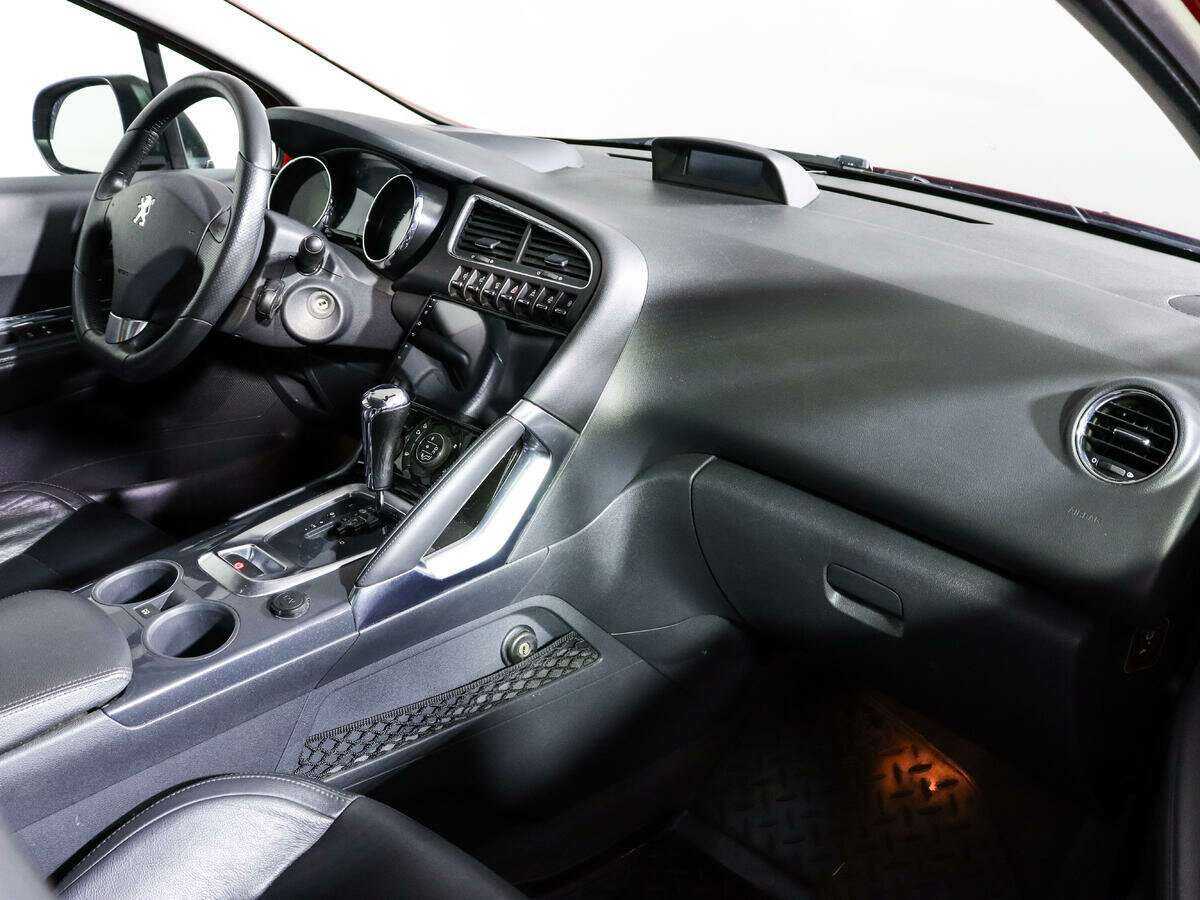 Купить Peugeot 3008, 2012, 102 927 км.. Фото: #6