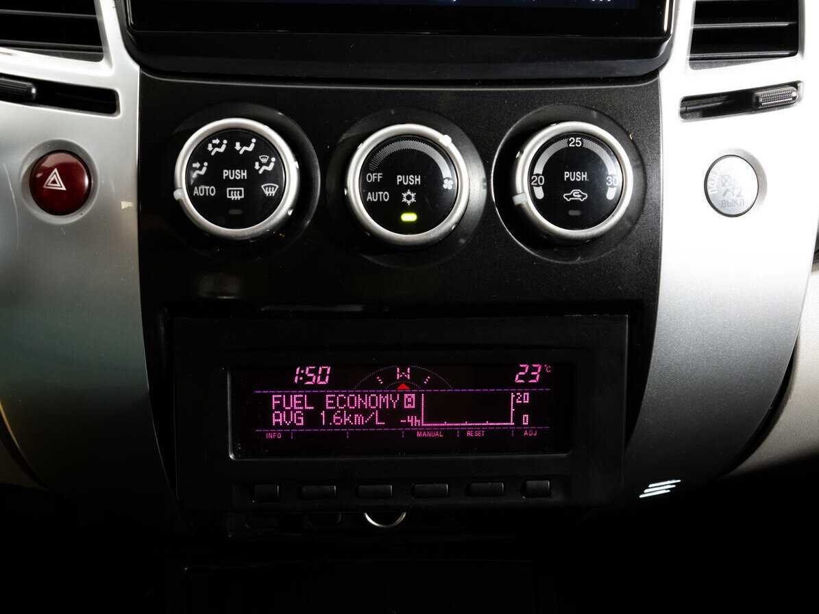 Купить Mitsubishi Pajero Sport, 2014, 208 210 км.. Фото: #13