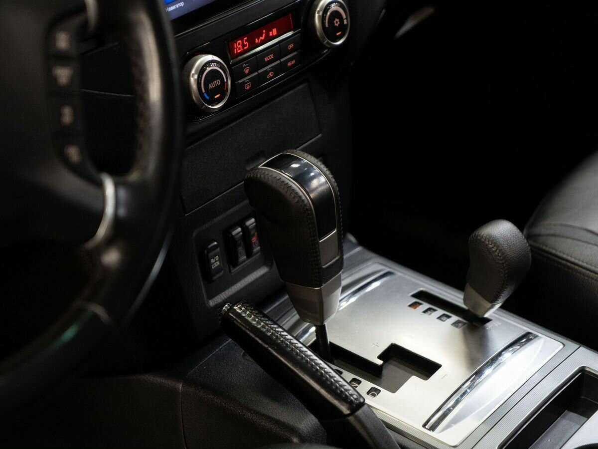 Купить Mitsubishi Pajero, 2012, 235 000 км.. Фото: #11