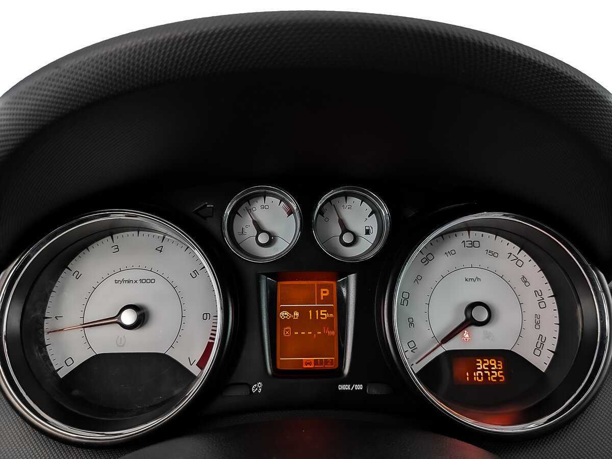 Купить Peugeot 408, 2016, 110 723 км.. Фото: #13