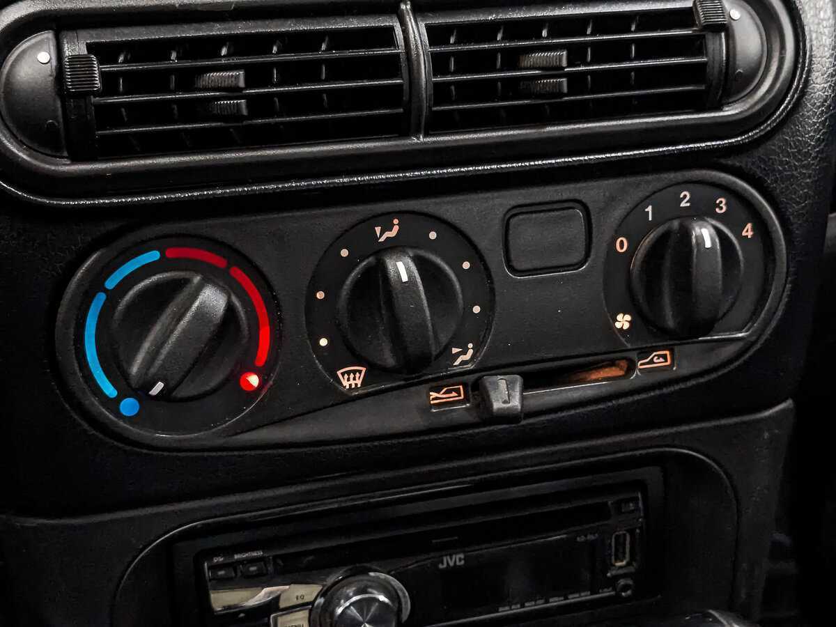 Купить Chevrolet Niva, 2015, 111 856 км.. Фото: #19