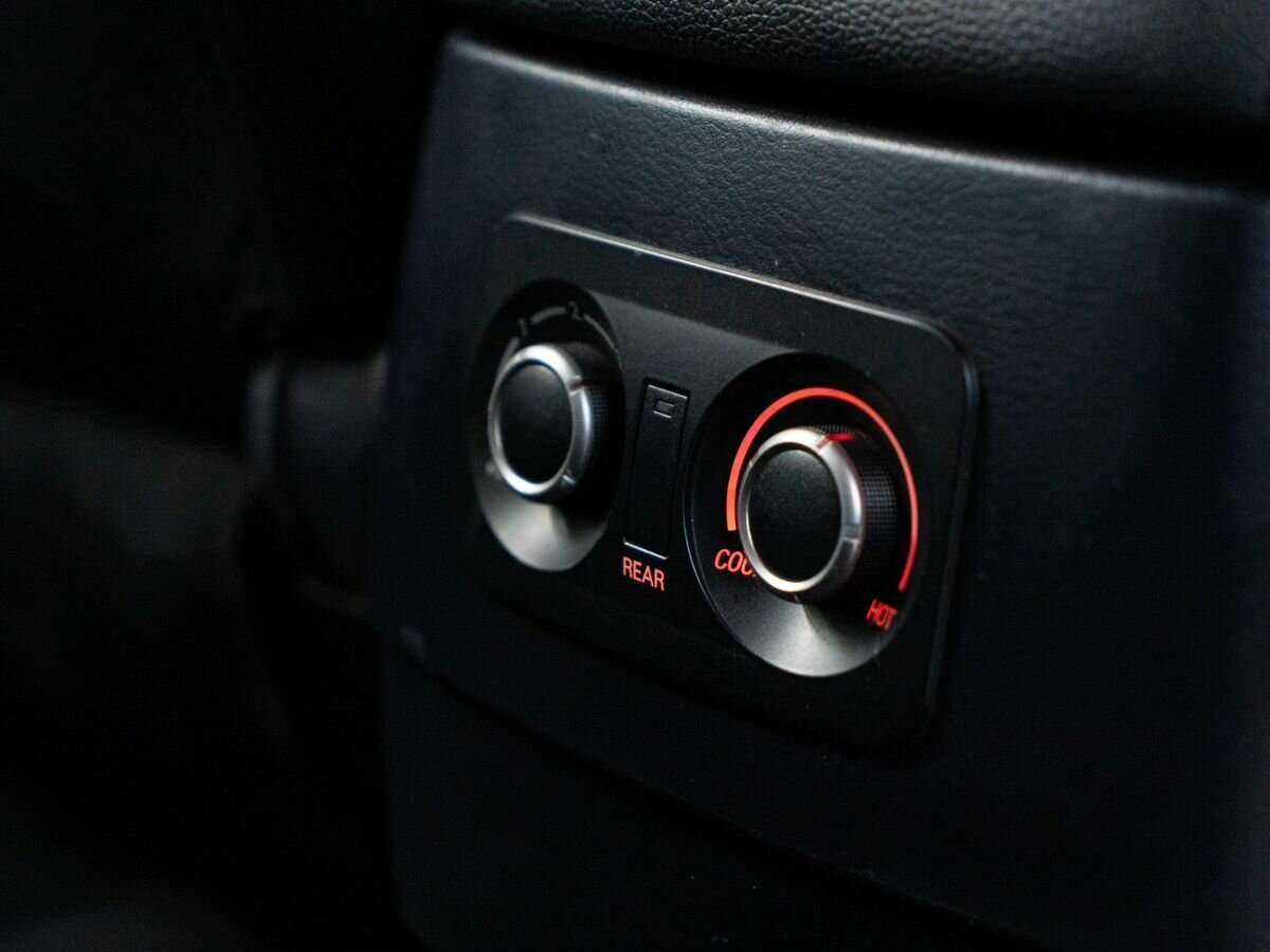 Купить Mitsubishi Pajero, 2012, 235 000 км.. Фото: #16