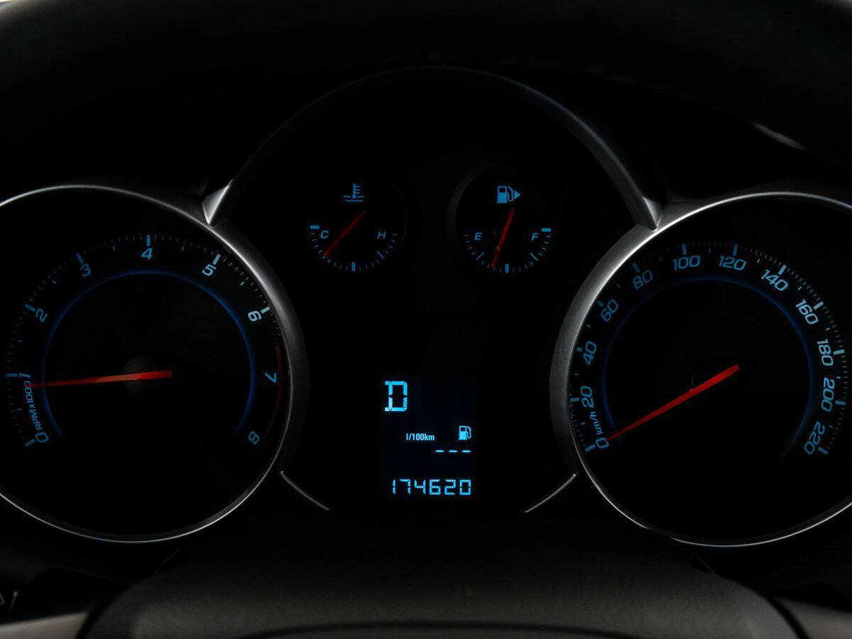 Купить Chevrolet Cruze, 2012, 174 615 км.. Фото: #11