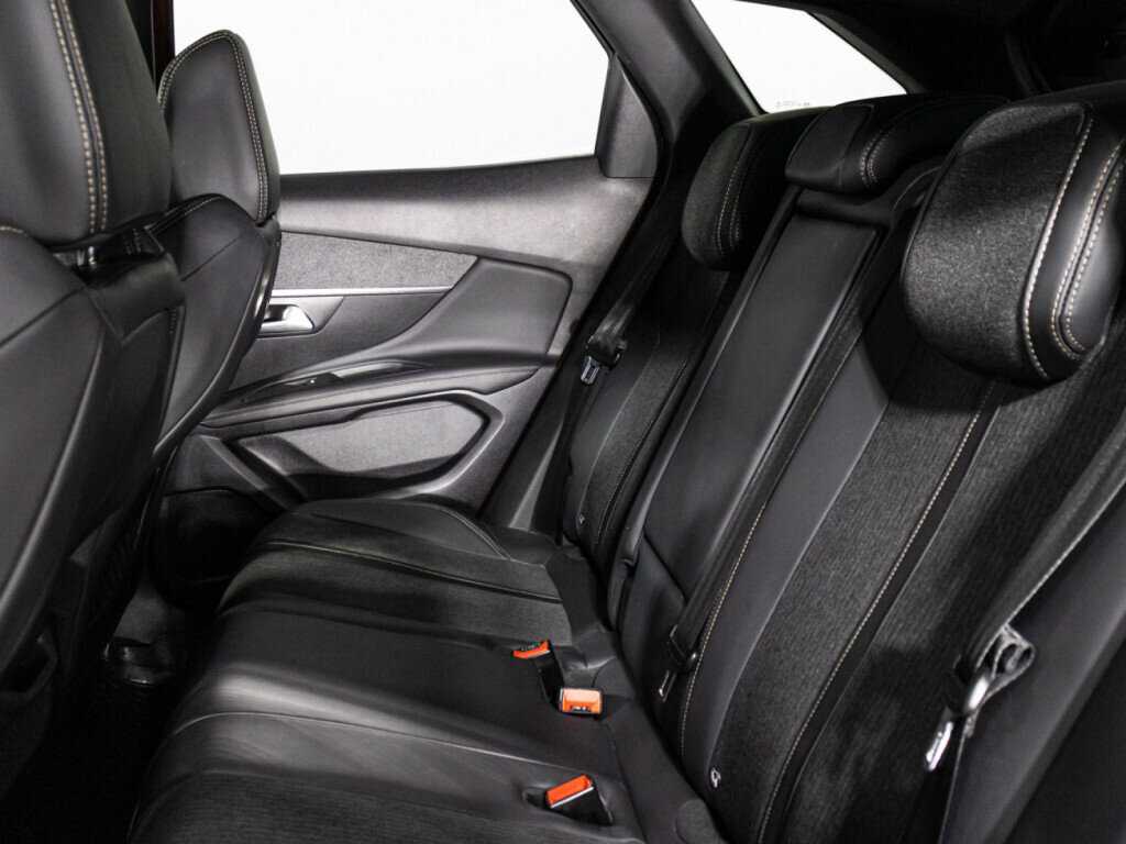 Купить Peugeot 3008, 2017, 86 853 км.. Фото: #9