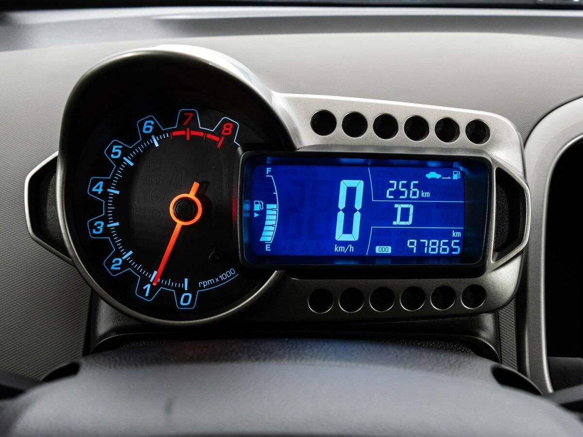 Купить Chevrolet Aveo, 2015, 97 810 км.. Фото: #12