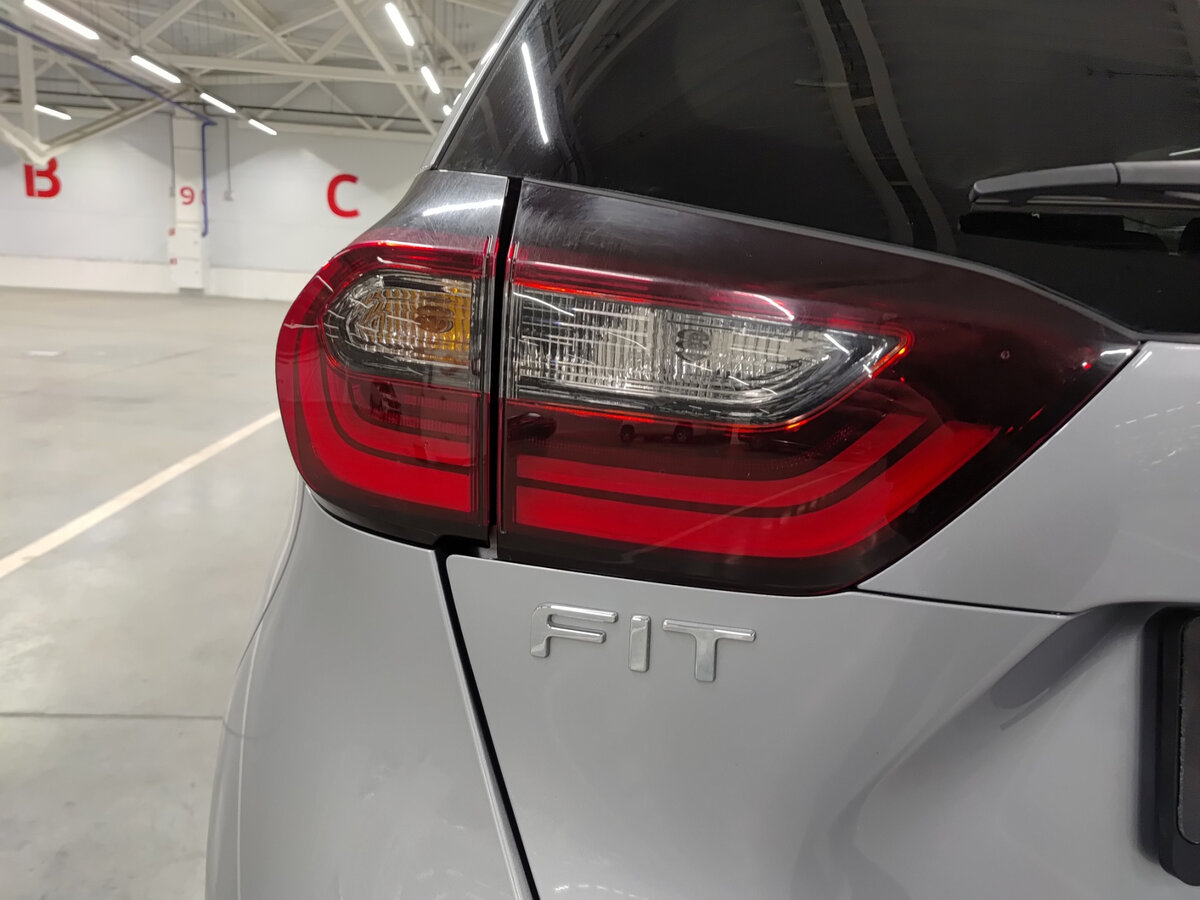 Купить Honda Fit, 2020, 99 772 км.. Фото: #8