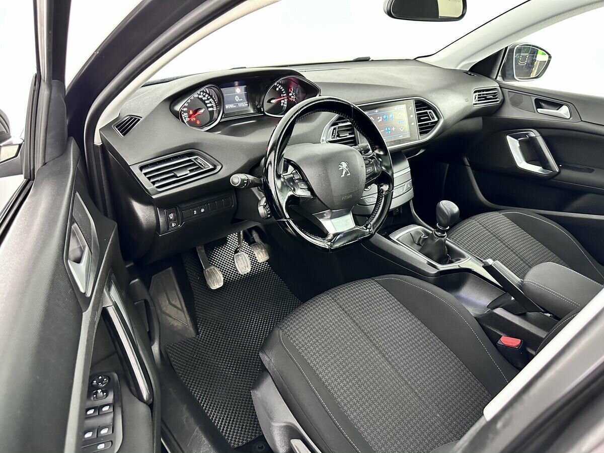 Купить Peugeot 308, 2018, 91 697 км.. Фото: #5