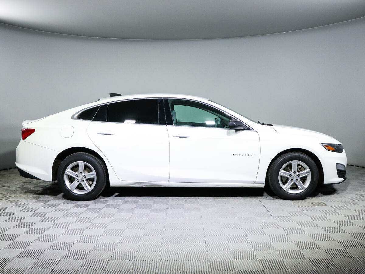 Купить Chevrolet Malibu, 2019, 171 775 км.. Фото: #3